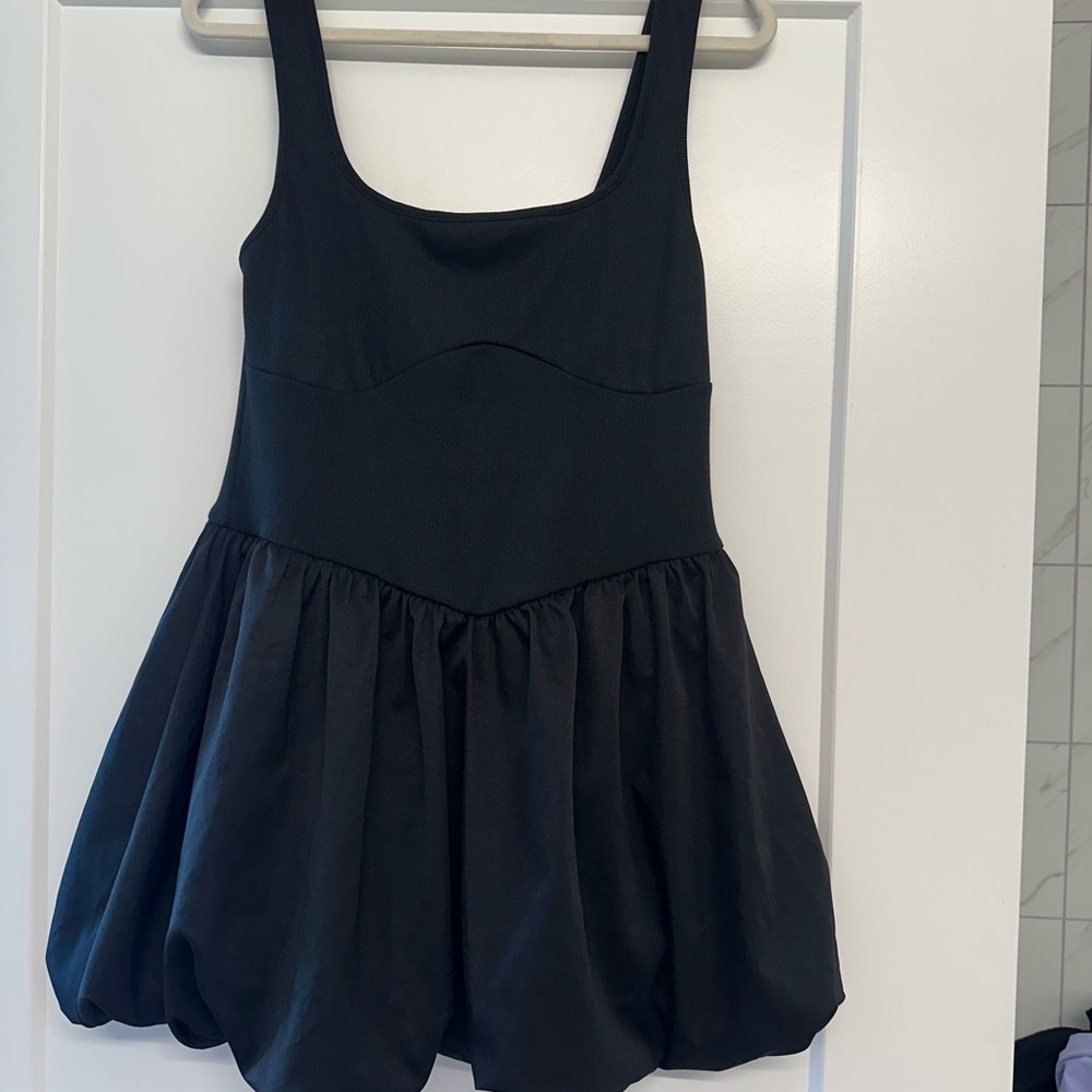 Chic Black Dress